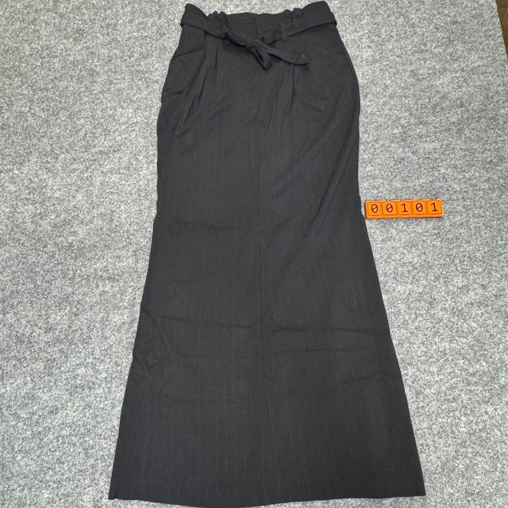 Old Navy black pinstripe maxi skirt with tie waist. Size 1